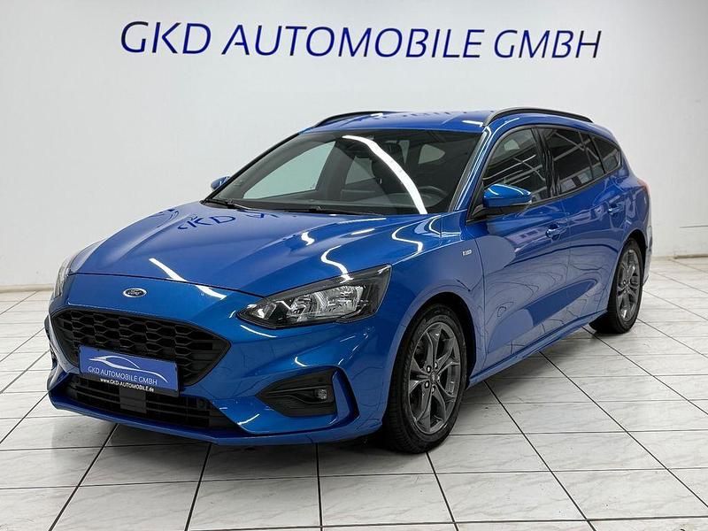 Blau Gebraucht 2019 Ford Focus ST-Line Kombi | 15.990 € (Fairer Preis) - Bild 1/4