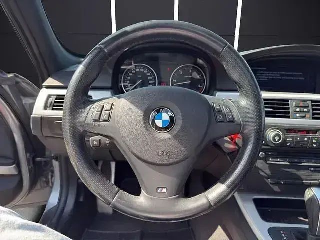 Gebraucht BMW 325 Comfort Edition 204 PS (150 kW) 2011 Grau Limousine