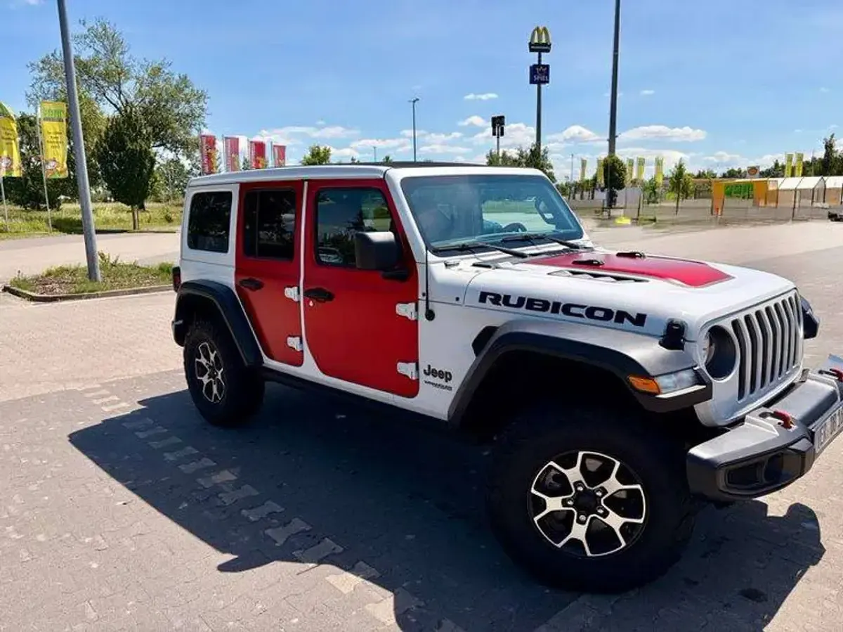 Gebraucht Jeep Wrangler Unlimited Rubicon 272 PS (200 kW) 2021 Weiß SUV