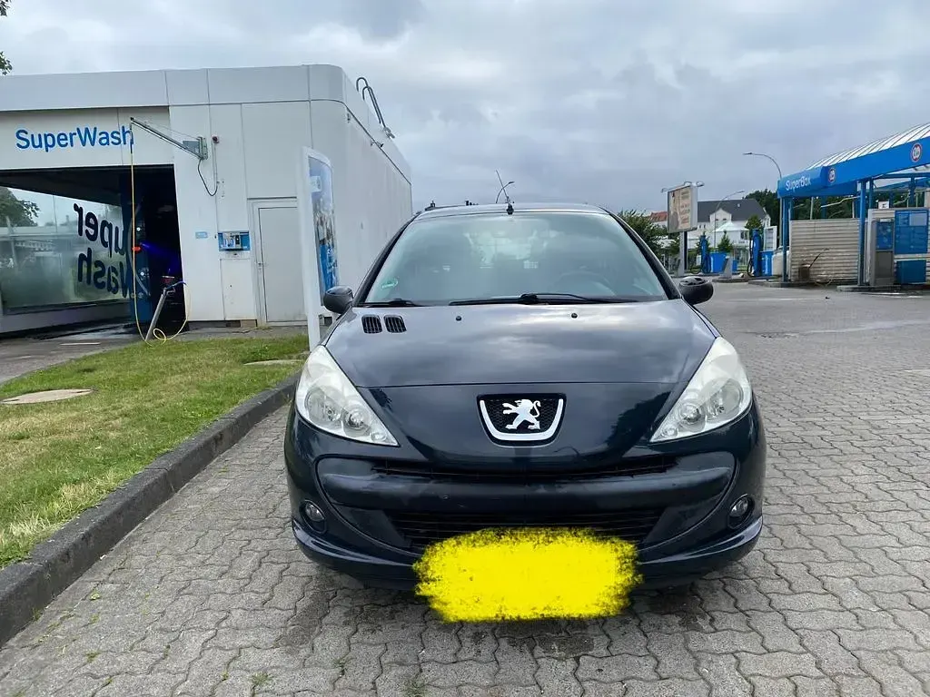 Gebraucht Peugeot 206+ 60 PS (44 kW) 2011 Grau Kleinwagen