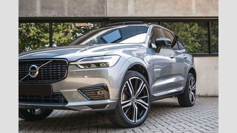 Grau Gebraucht 2022 Volvo XC60 R-Design SUV | 40.000 € - Bild 1/4