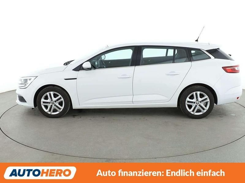 Gebraucht Renault Mégane GrandTour Play 132 PS (97 kW) 2018 Weiß Kombi