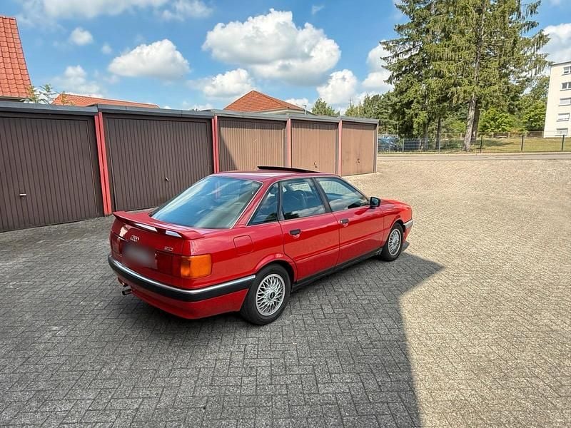Gebraucht Audi 90 85 PS (62 kW) 1988 Rot Limousine