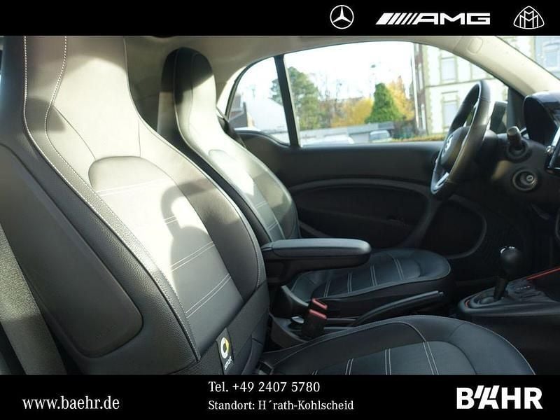 Gebraucht Smart ForTwo Electric Drive Prime 60 kW (82 PS) 2022 Bodypanels in lime green Coupé