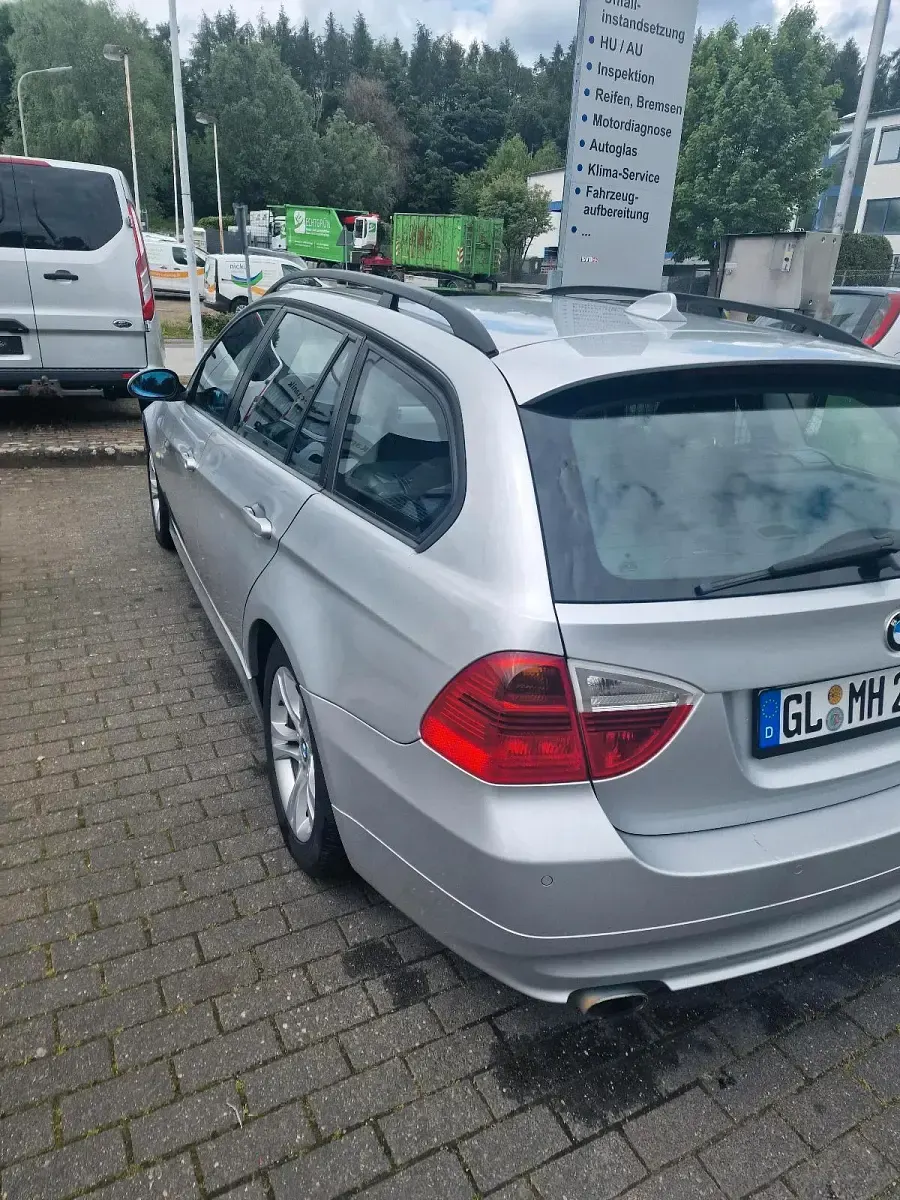 Occasion BMW 320 177 ch (130 kW) 2008 Gris Berline