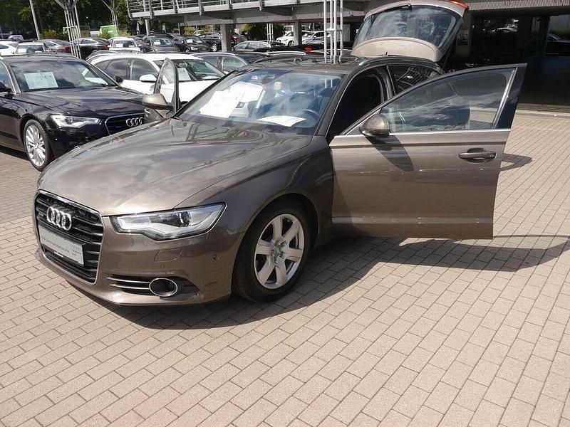 Gebraucht Audi A6 Ambiente 245 PS (180 kW) 2012 Kombi