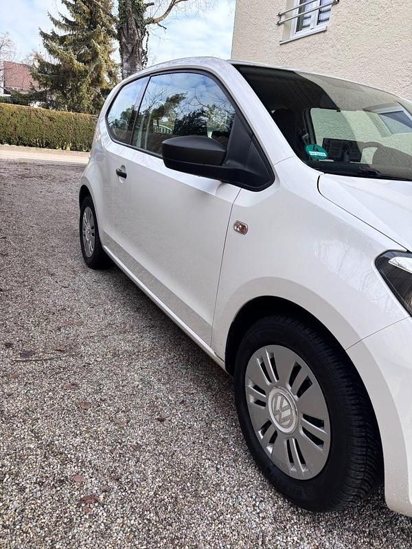 Gebraucht VW up! take up! 60 PS (44 kW) 2013 Weiß Kleinwagen