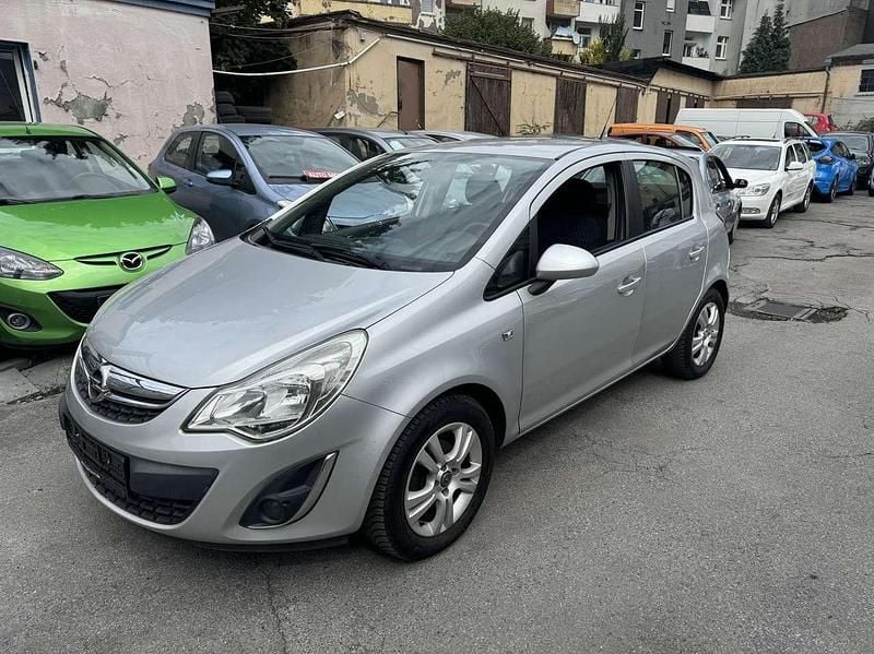 Silber Gebraucht 2013 Opel Corsa Active Kleinwagen | 3.499 € (Superpreis) - Bild 1/4