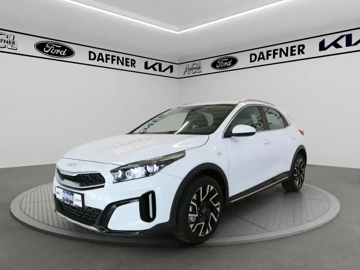 Neu Kia XCeed Vision 101 PS (74 kW) 2025 (wd) casa white s SUV