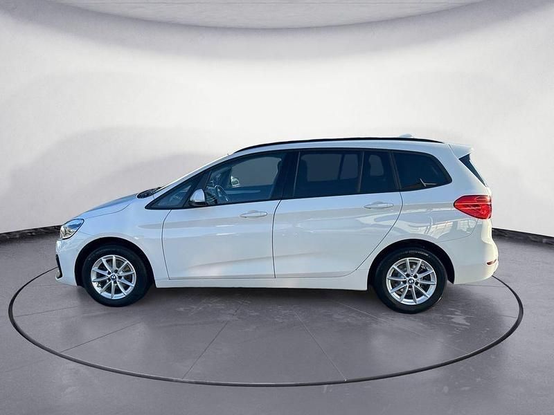 Gebraucht BMW 216 Gran Tourer Performance 109 PS (80 kW) 2021 Weiß Van / Kleinbus