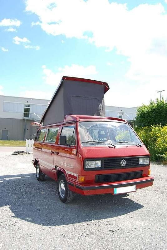 Rot Gebraucht 1989 VW T3 Van | 30.500 € - Bild 1/4