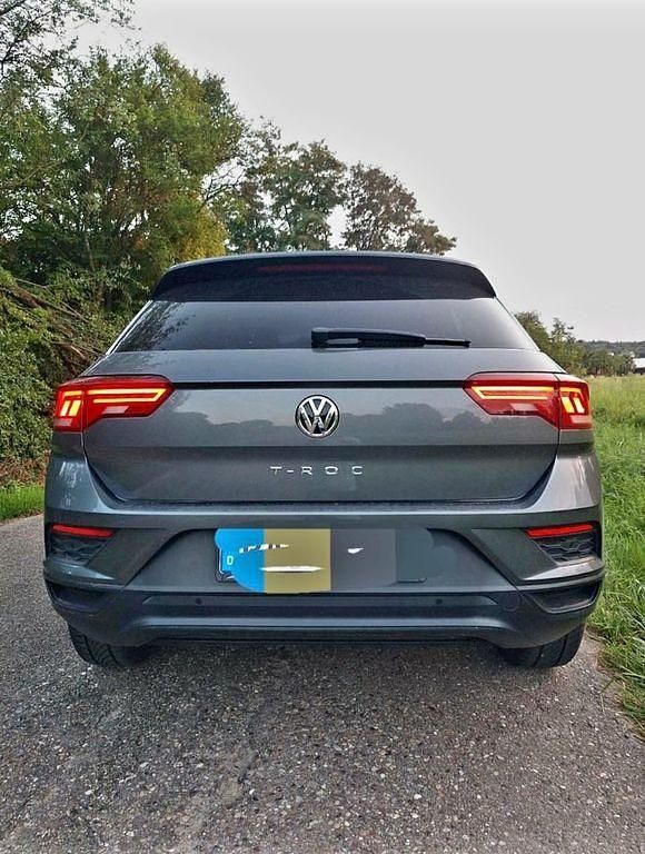 Gebraucht VW T-Roc 150 PS (110 kW) 2018 Grau SUV