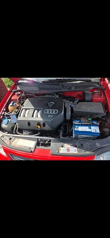 Usata Audi A3 125 CV (91 kW) 1998 Rosso Utilitaria
