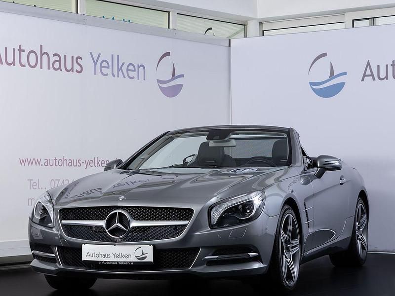 Silber (palladiumsilber lack) Gebraucht 2013 Mercedes SL350 Cabrio | 39.990 € (Fairer Preis) - Bild 1/4