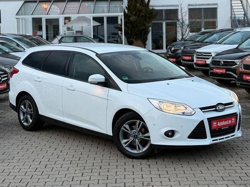 Second-hand Ford Focus SYNC Edition 101 CP (74 kW) 2014 Alb Break