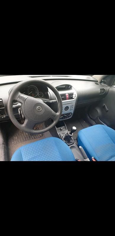 Gebraucht Opel Corsa 58 PS (42 kW) 2003 Schwarz Kleinwagen