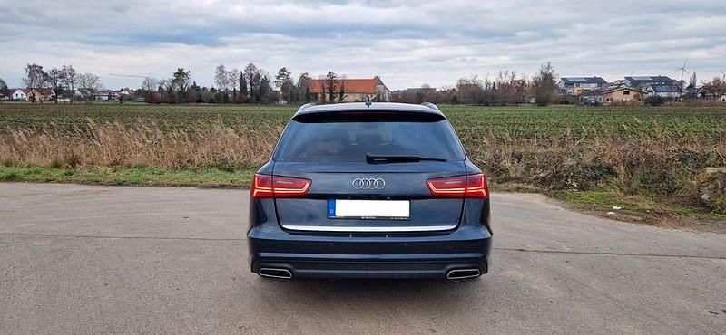 Gebraucht Audi A6 Ambiente 150 PS (110 kW) 2018 Blau Kombi