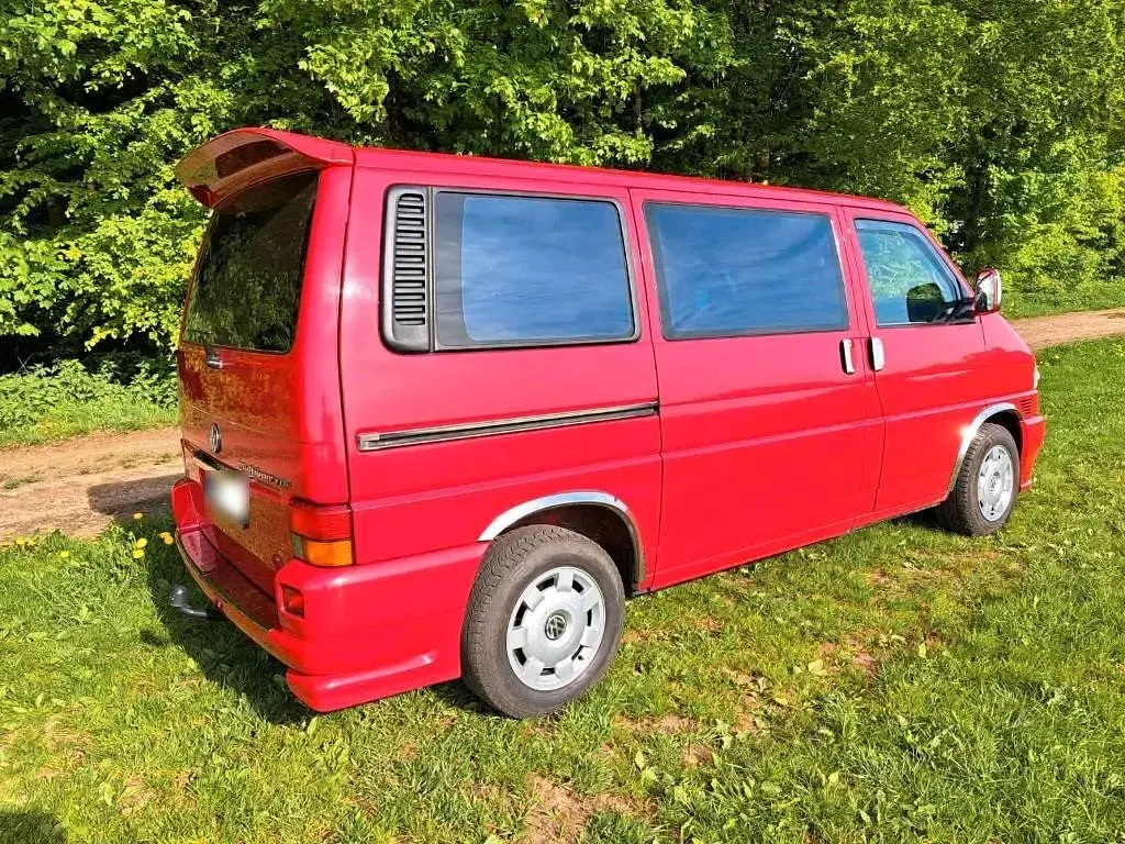 Gebraucht VW Multivan 102 PS (75 kW) 1997 Rot Van / Kleinbus