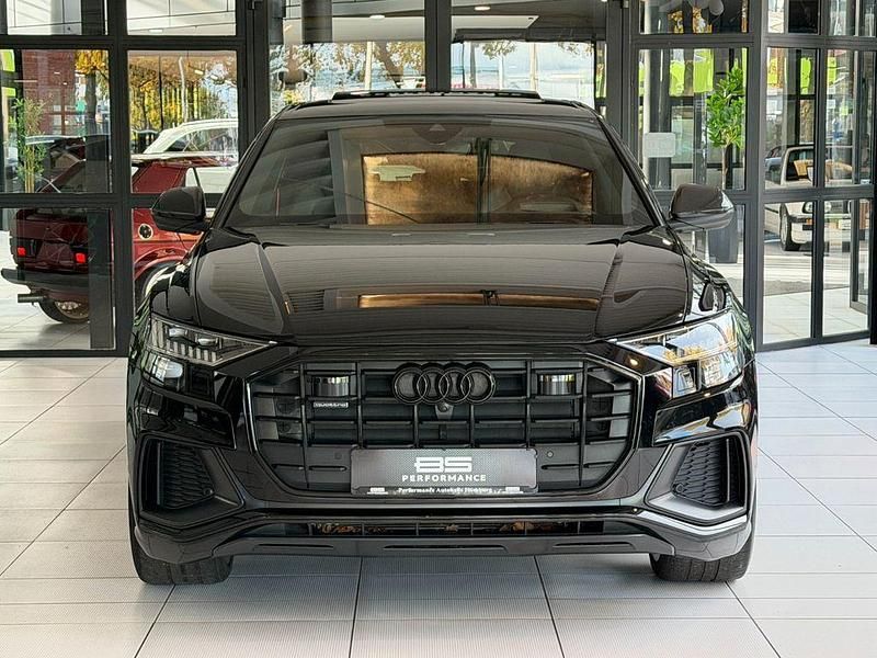 Gebraucht Audi Q8 Competition 286 PS (210 kW) 2023 Schwarz SUV