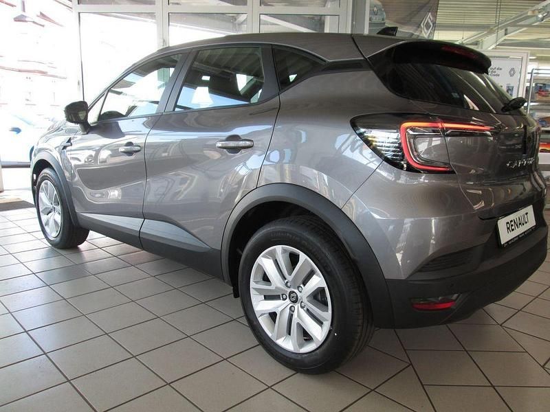 Neu Renault Captur Evolution 91 PS (66 kW) 2026 Grau SUV