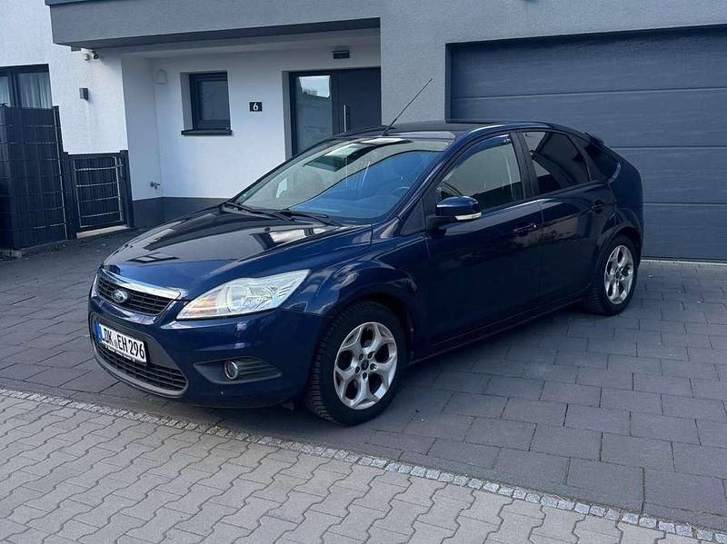 Gebraucht Ford Focus 101 PS (74 kW) 2010 Blau Limousine
