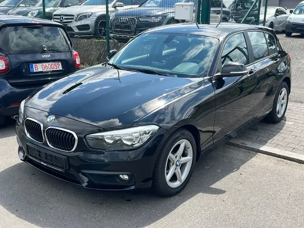 Gebraucht BMW 118 Advantage 136 PS (100 kW) 2015 Schwarz Kleinwagen