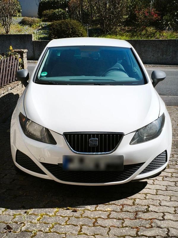 Gebraucht Seat Ibiza SC Style 69 PS (50 kW) 2010 Weiß Kleinwagen