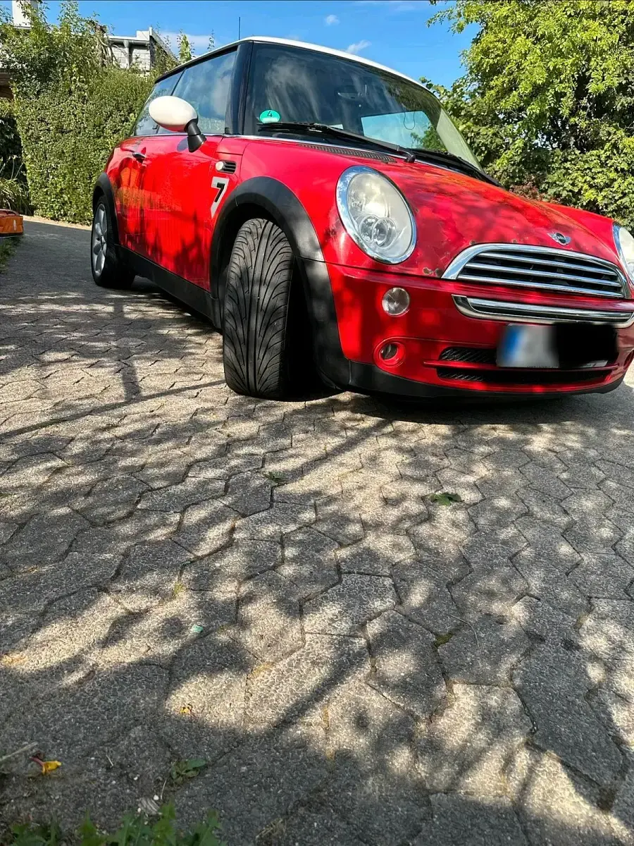 Gebraucht Mini Cooper Seven 116 PS (85 kW) 2006 Rot Kleinwagen