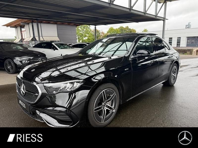 Schwarz Gebraucht 2025 Mercedes E300 AMG Limousine | 64.900 € (Teuer) - Bild 1/4