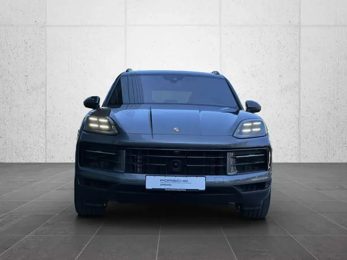 Gebraucht Porsche Cayenne S E-Hybrid 519 PS (381 kW) 2024 Grau SUV