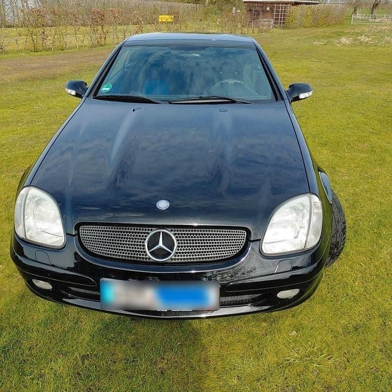 Second-hand Mercedes SLK200 163 CP (119 kW) 2001 Negru Cabrio