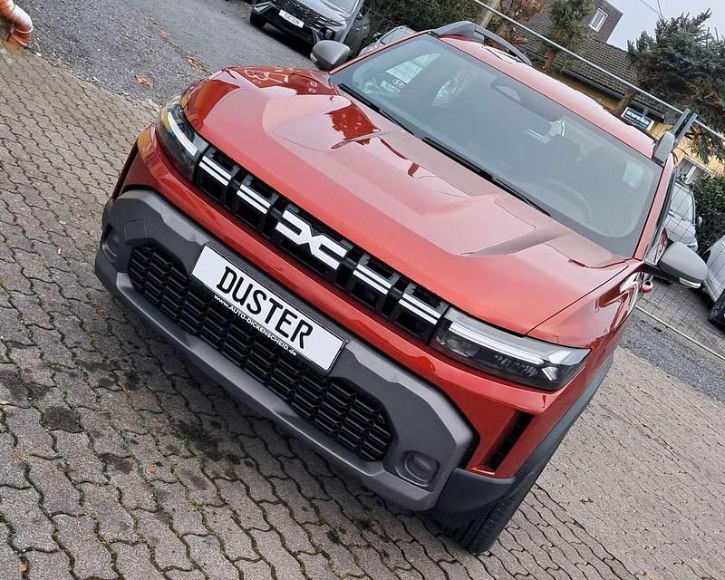 Neu Dacia Duster Expression 131 PS (96 kW) 2025 Orange SUV