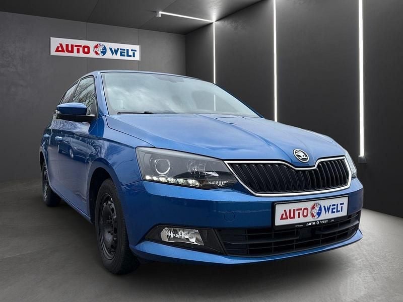 Gebraucht Skoda Fabia Active 75 PS (55 kW) 2015 Blau Kleinwagen