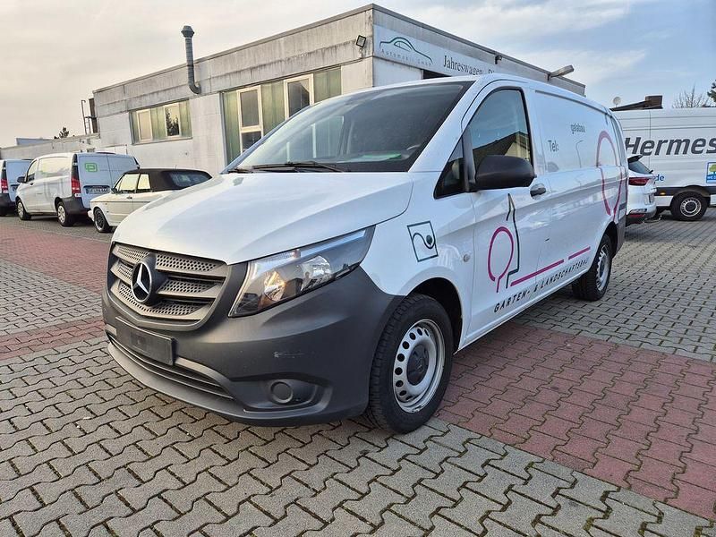 Gebraucht Mercedes Vito 136 PS (100 kW) 2021 Arktikweiss Van