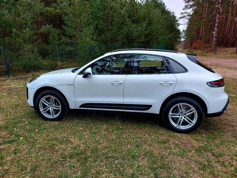 Weiß Neu 2024 Porsche Macan SUV | 69.990 € - Bild 1/4