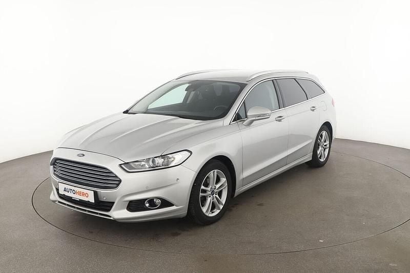 Silber Gebraucht 2018 Ford Mondeo Titanium Kombi | 16.050 € (Fairer Preis) - Bild 1/3