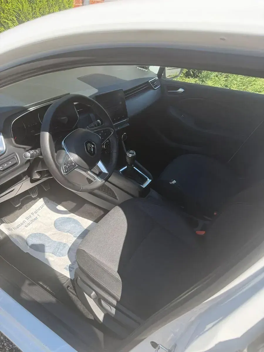 Gebraucht Renault Clio V Experience 101 PS (74 kW) 2021 Weiß Kleinwagen