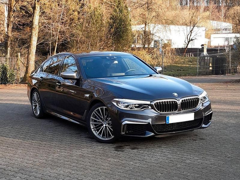 Gebraucht BMW M550 Performance 462 PS (339 kW) 2018 Grau Limousine