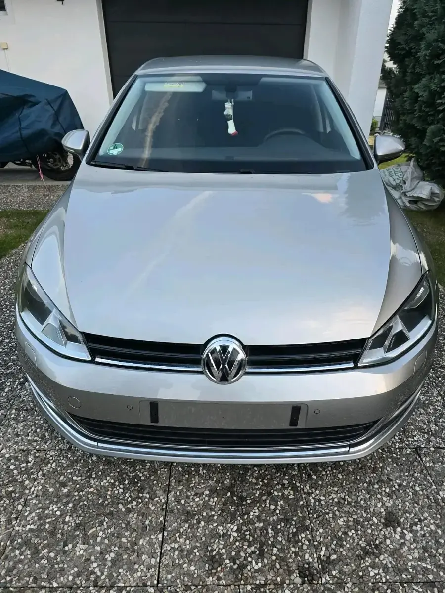 Gebraucht VW Golf VII 110 PS (80 kW) 2015 Grau Kleinwagen