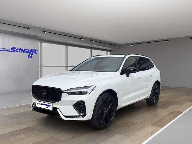 Gebraucht Volvo XC60 Plus 250 PS (183 kW) 2025 Crystal white / metallic SUV