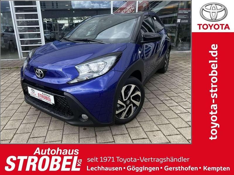 Blau Gebraucht 2025 Toyota Aygo Kleinwagen | 16.780 € (Fairer Preis) - Bild 1/4