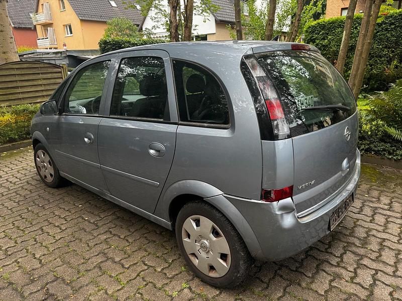 Grau Gebraucht 2008 Opel Meriva Van / Kleinbus | 3.000 € (Guter Preis) - Bild 1/4