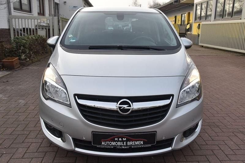 Gebraucht Opel Meriva drive 120 PS (88 kW) 2017 Silber Van / Kleinbus