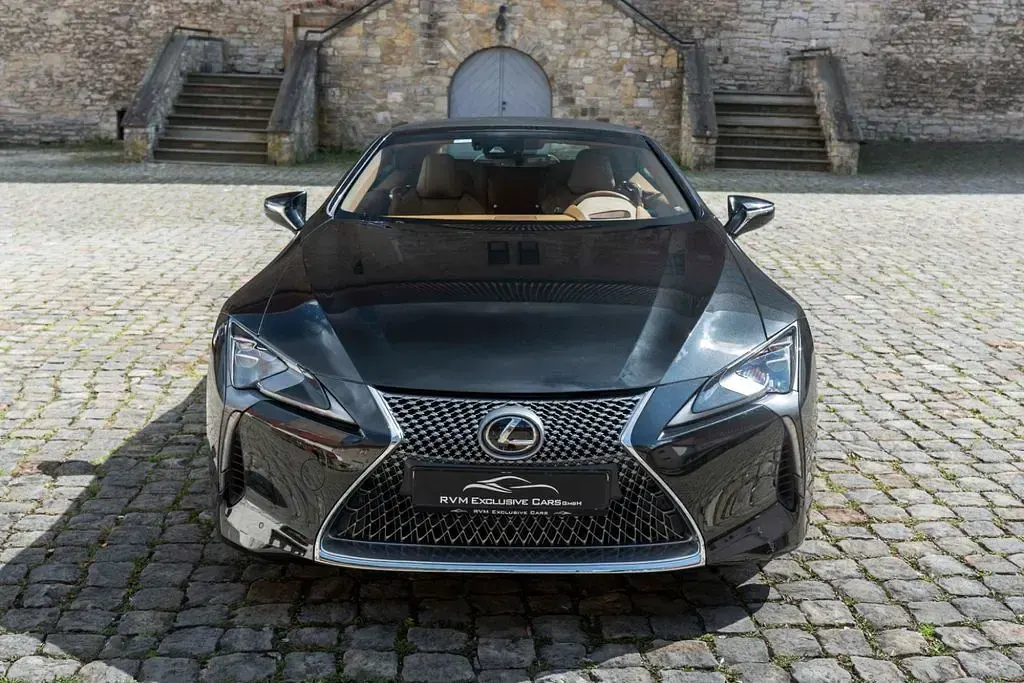 Gebraucht Lexus LC 500 464 PS (341 kW) 2022 Schwarz Cabrio