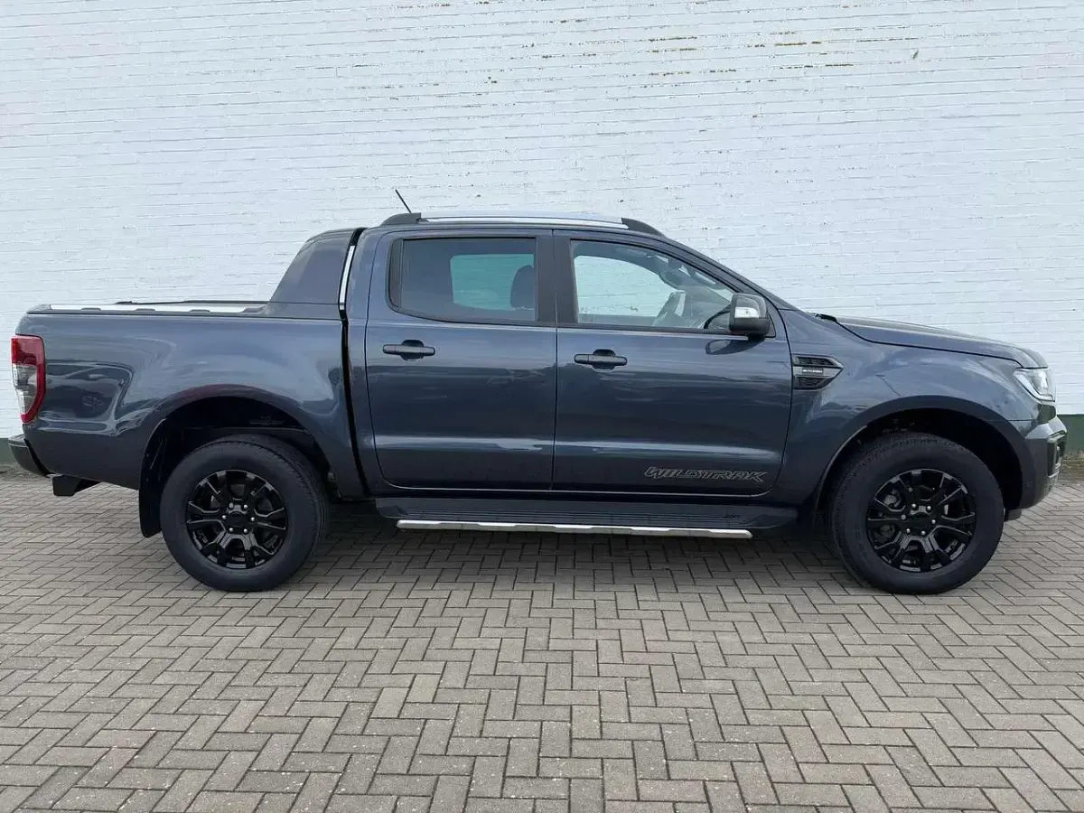 Gebraucht Ford Ranger Wildtrack 212 PS (155 kW) 2023 Royalgrau met. Pickup