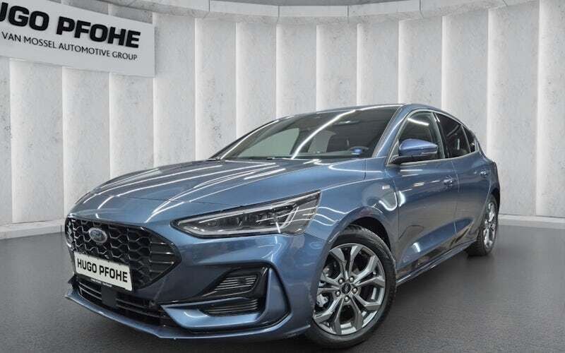 Blau Gebraucht 2024 Ford Focus ST-Line X Limousine | 25.850 € (Guter Preis) - Bild 1/4