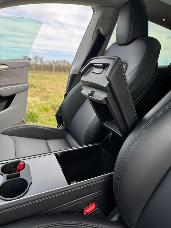 Gebraucht Tesla Model Y Long Range AWD 189 kW (258 PS) 2023 Schwarz SUV