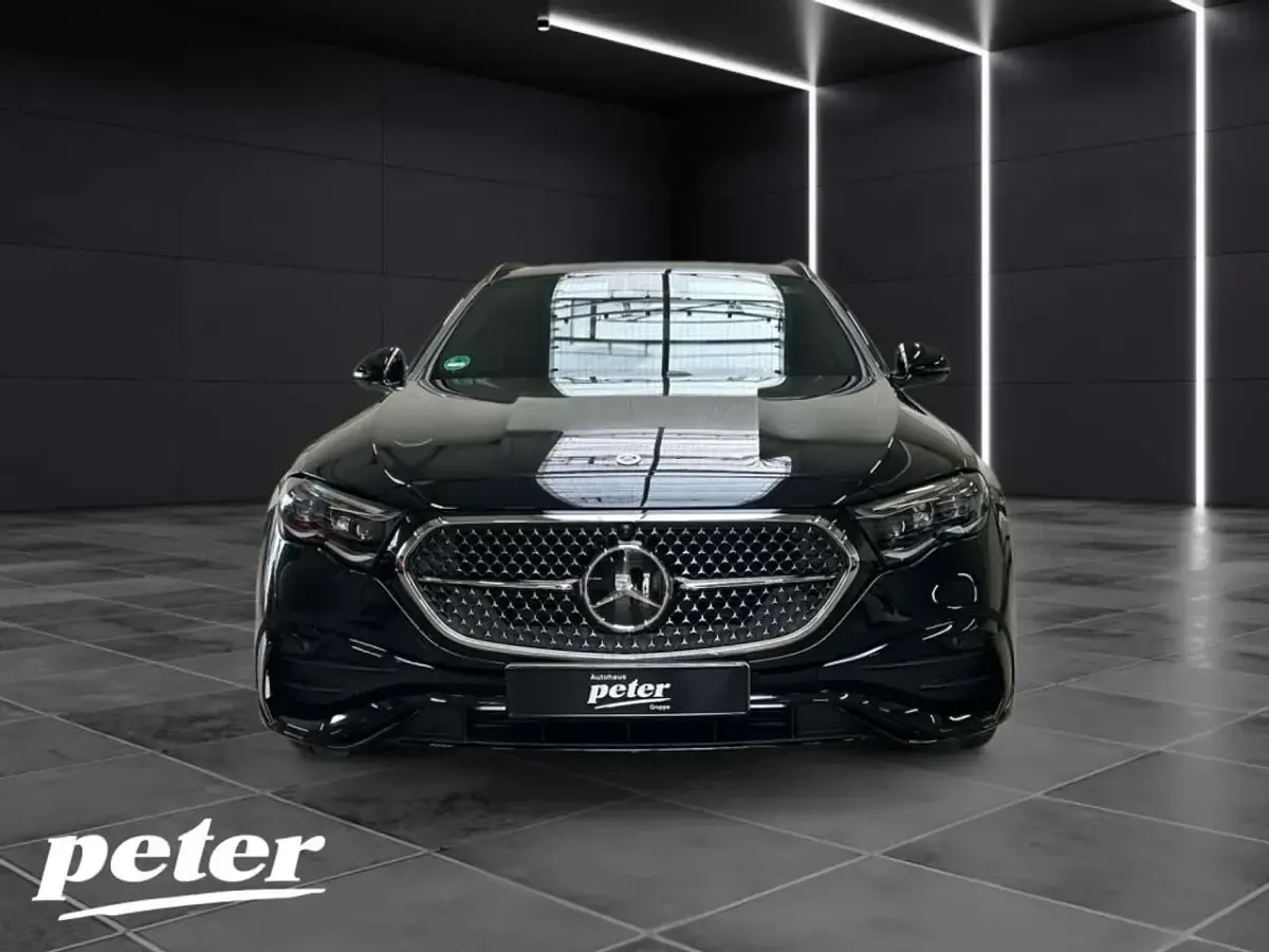 Gebraucht Mercedes E450 Premium 367 PS (269 kW) 2026 Metalliclack obsidianschwarz m Kombi