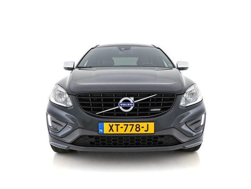 Gebraucht Volvo XC60 Business Edition 181 PS (133 kW) 2015 Grau SUV