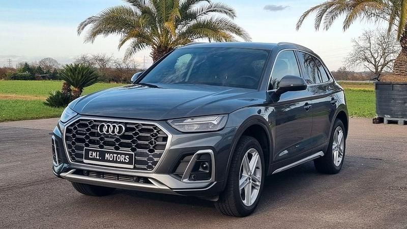 Grau Gebraucht 2021 Audi Q5 S-Line SUV | 38.450 € (Guter Preis) - Bild 1/4